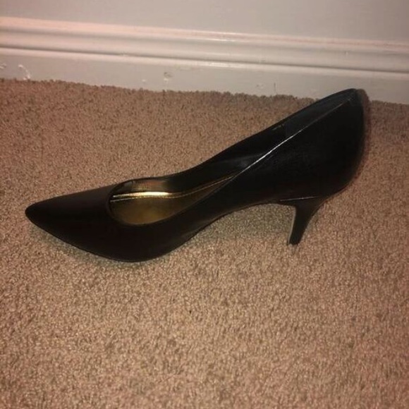 heels - Picture 2 of 2